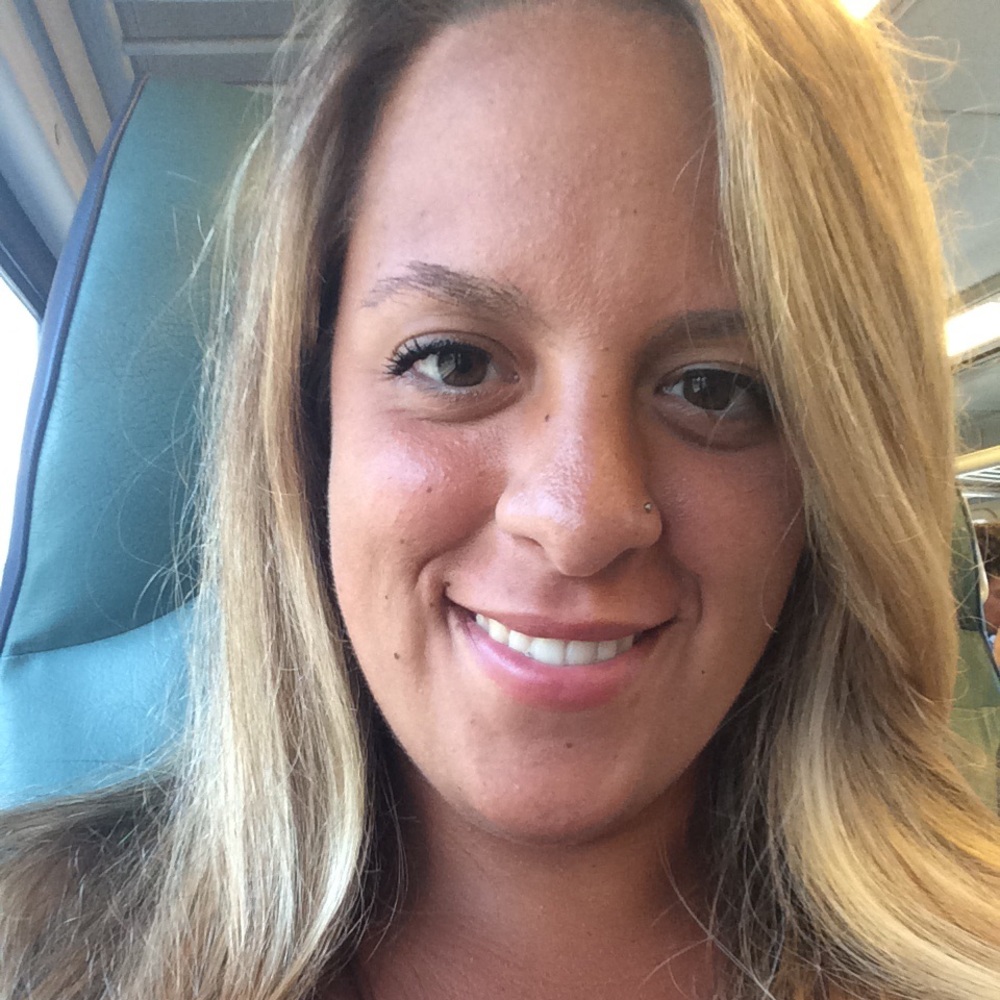 Meet your Posher, Noelle